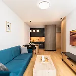 Let's Sea By 2homerent