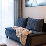 Let's Sea By 2homerent *