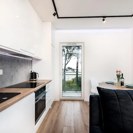 Let's Sea By 2homerent * Гонски