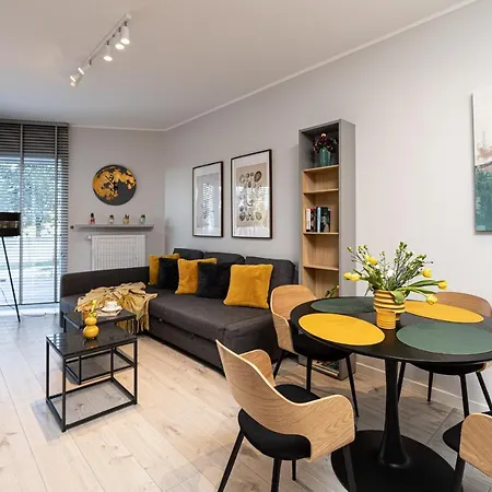 Let's Sea By 2homerent * Гонски