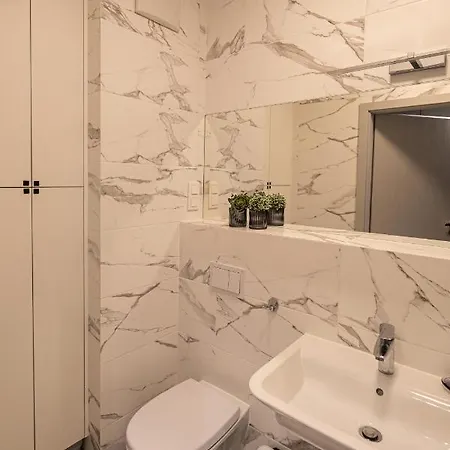 Let's Sea By 2homerent *