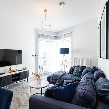 Let's Sea By 2homerent Гонски