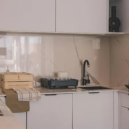 Let's Sea By 2homerent Апартаменты Гонски