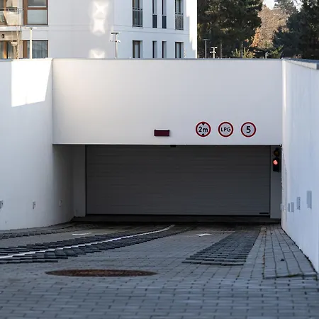 Let's Sea By 2homerent