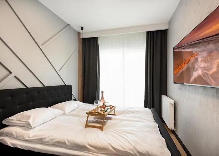 Let's Sea By 2homerent *